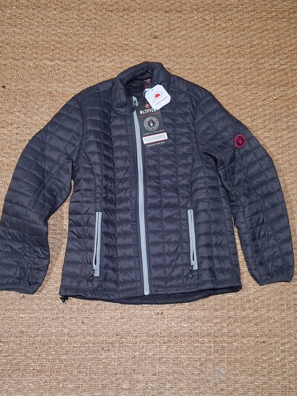 WOMEN  SIZE MEDIUM DUNKEY LITTLE PUFFER COLOR GRAY